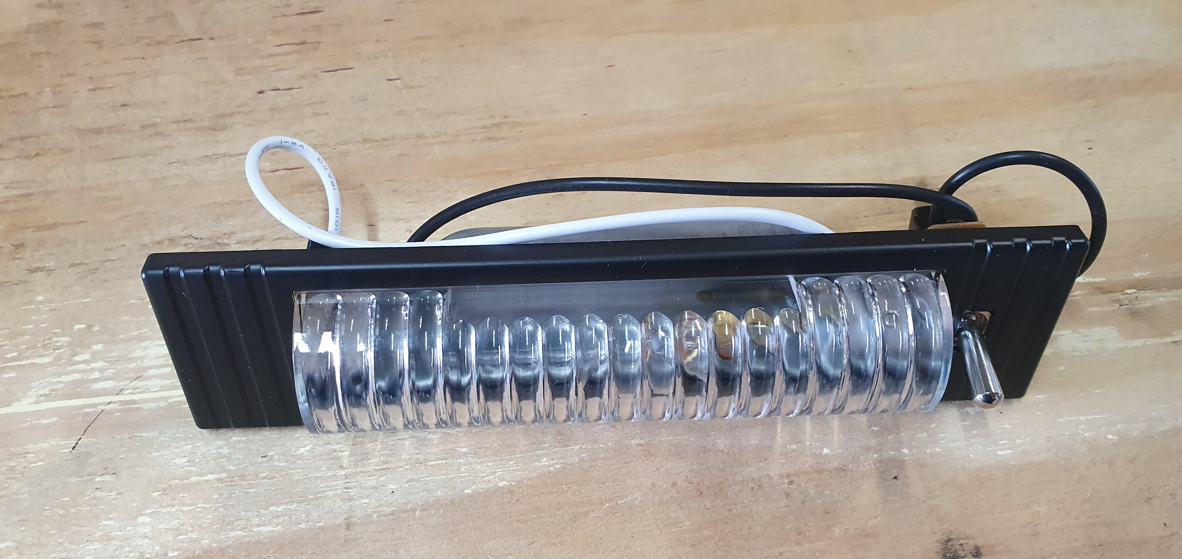 INTERIOR LIGHT, FOR R-MODEL/SUPERLIBER/VALUE-LINER