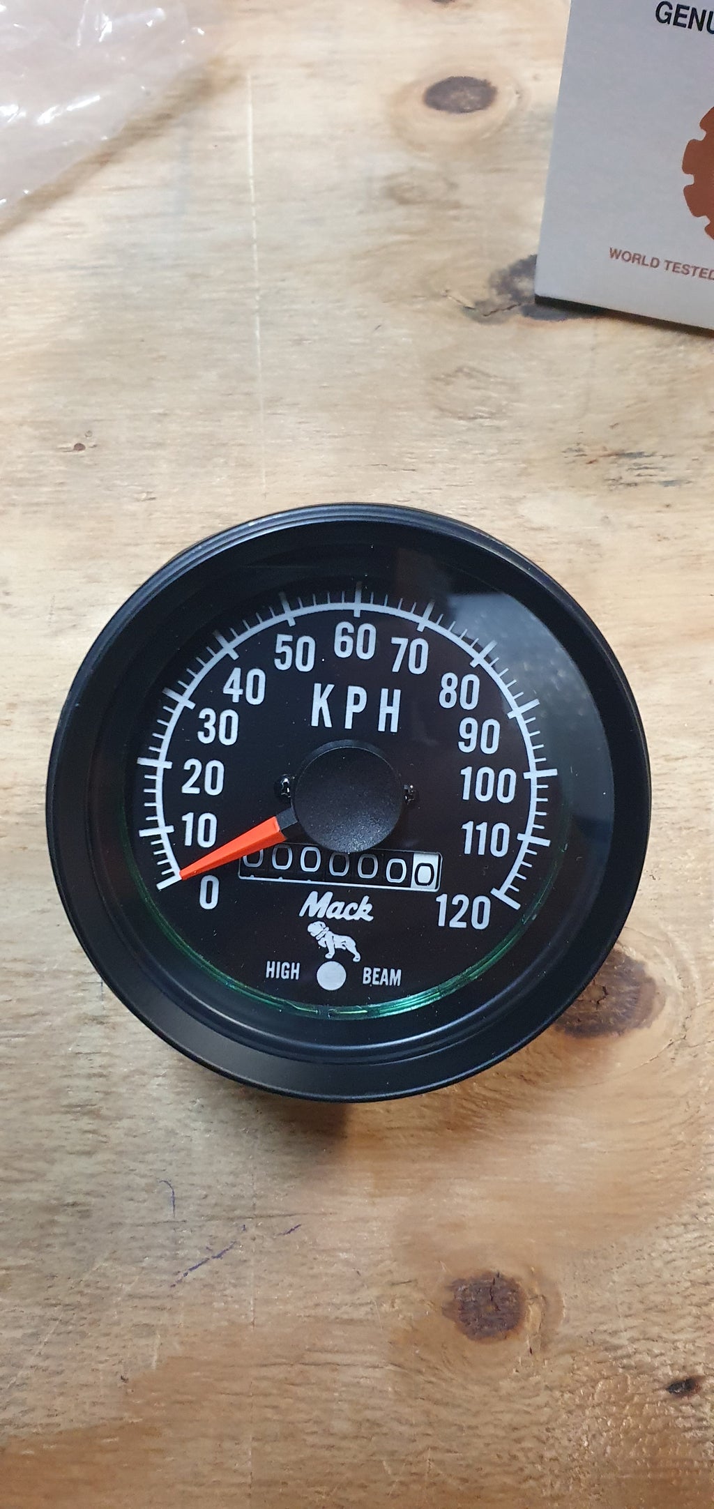 R-SERIES TACHOMETER AND SPEEDOMETERS
