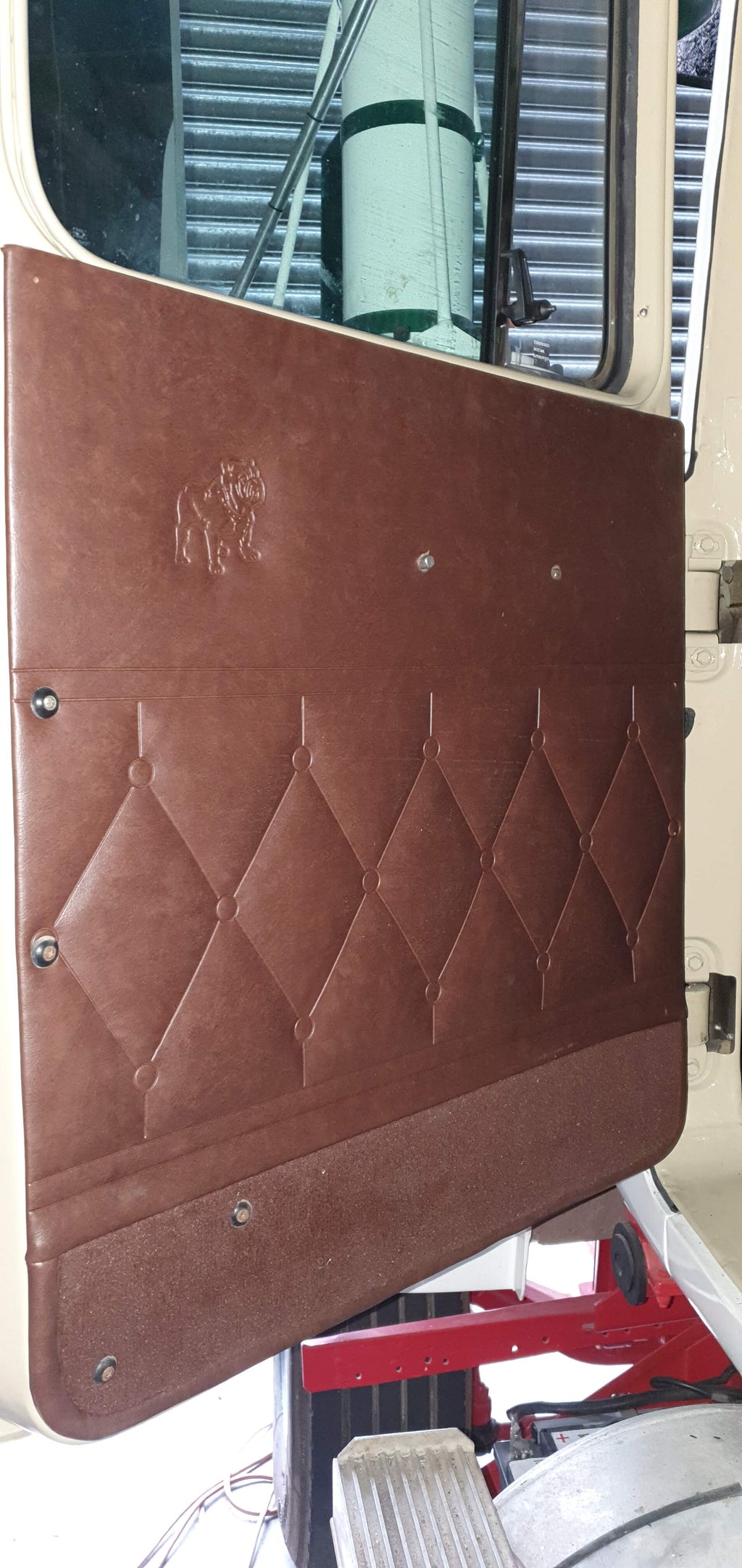 WESTER BROWN TRIM KIT