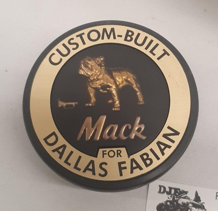 MACK R-SERIES HORN BUTTON AND CUSTOM PRINTED HORN RINGS