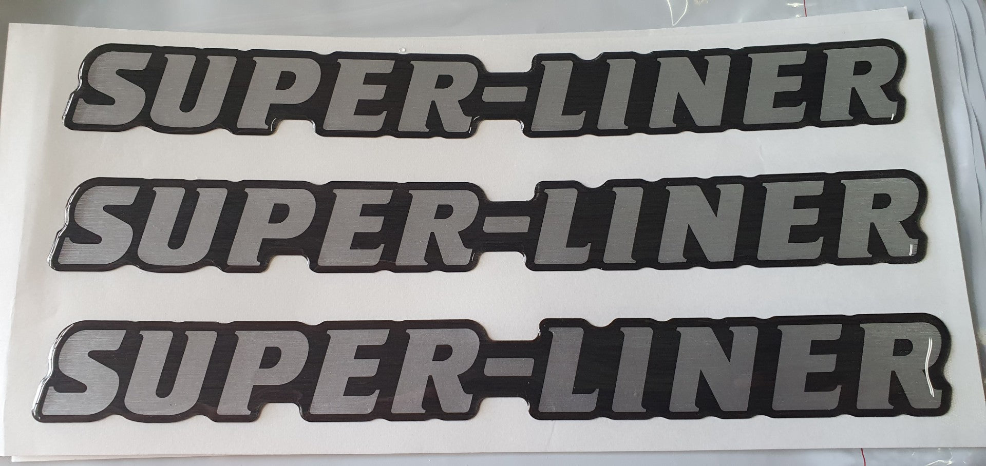 SUPERLINER DECAL (BUBBLE TOP FINISH)