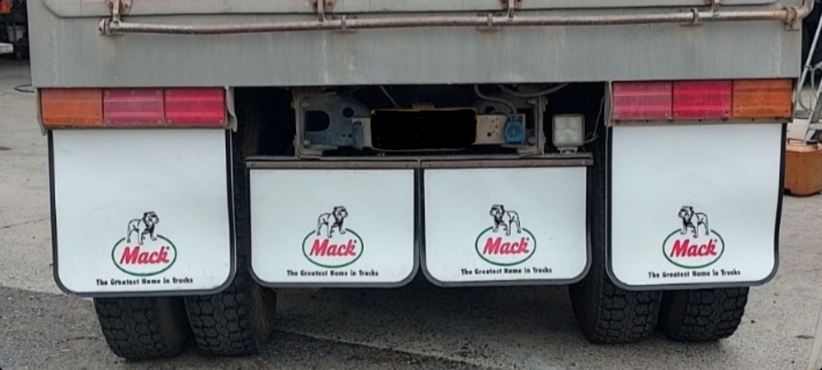 MACK BULLDOG MUDFLAPS (LEFT AND RIGHT FACING DOGS)