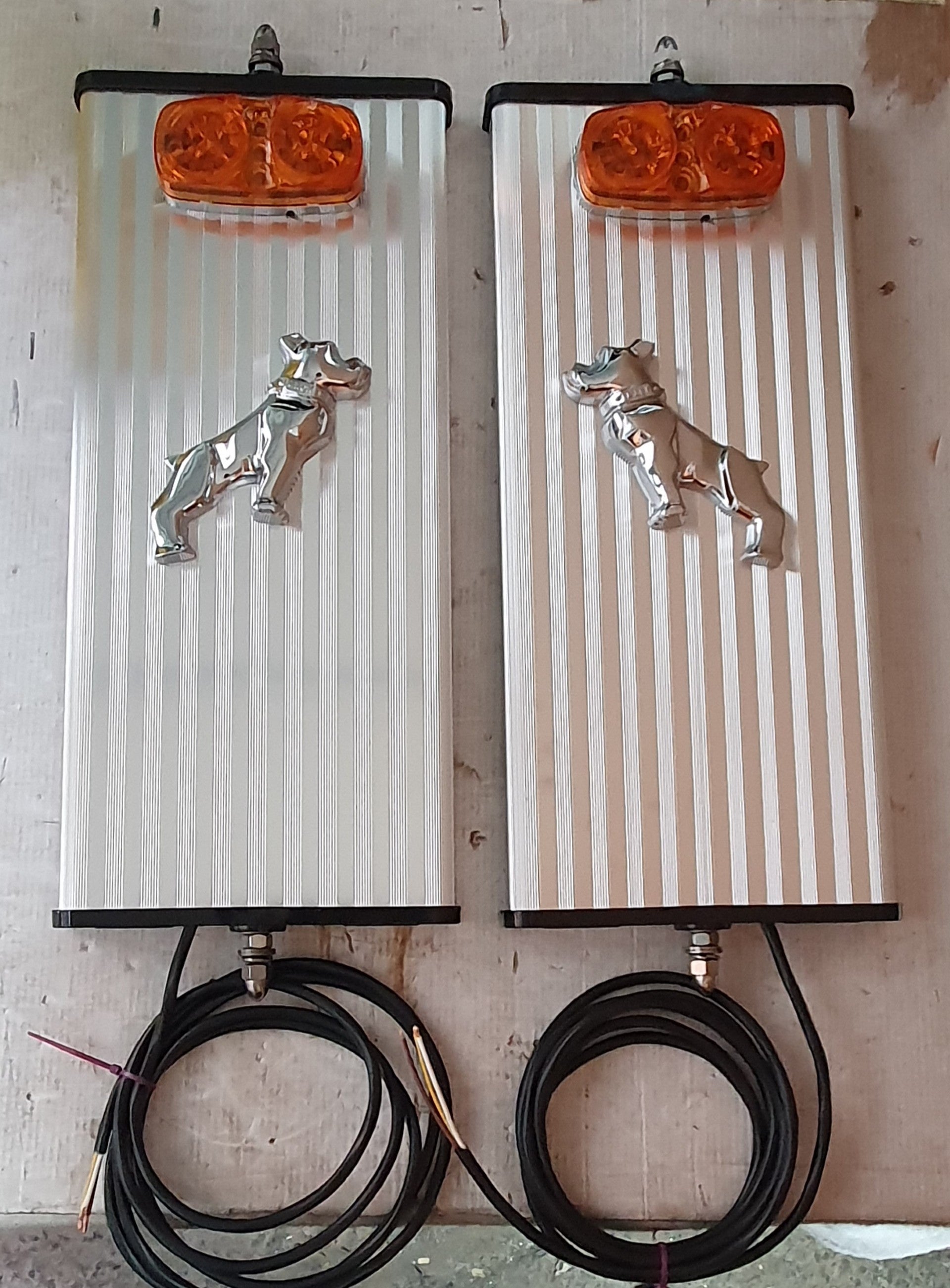 MACK MIRROR HEADS COMPLETE (SILVER), HEATED, WITH AMBER LIGHT AND CHROME DOG