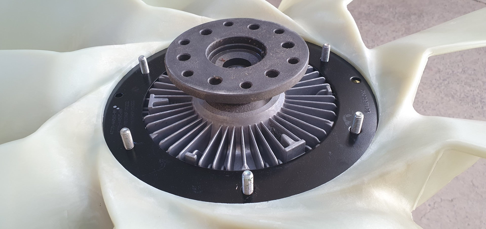 E9 V8 VISCOUS HUB AND ADAPTER PLATE